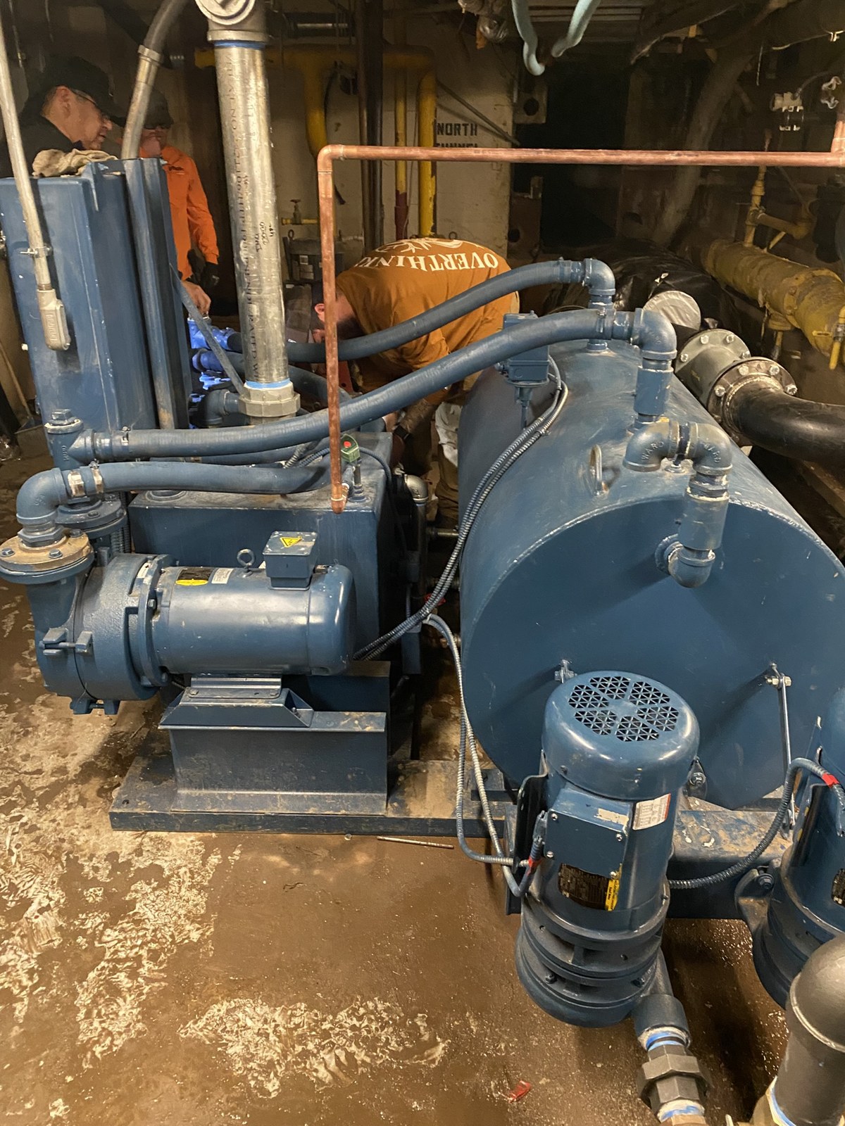 Vacuum & condensate pumps